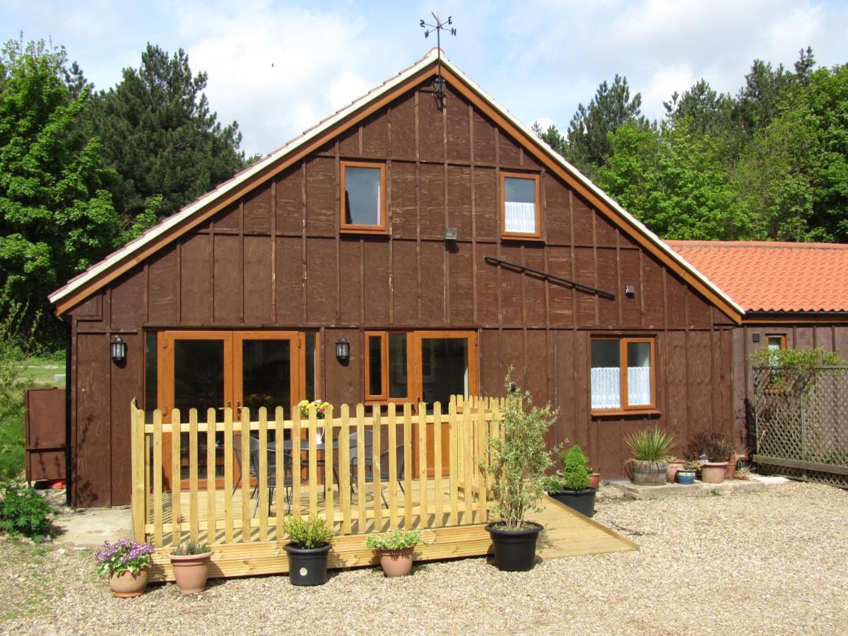 Deerewood Cottage Thorpe Market Extérieur photo